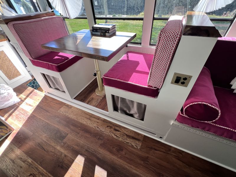 Picture 3/42 of a Beautiful and built!! 2002 Freightliner Converted Skoolie for sale in Saint Michaels, Maryland