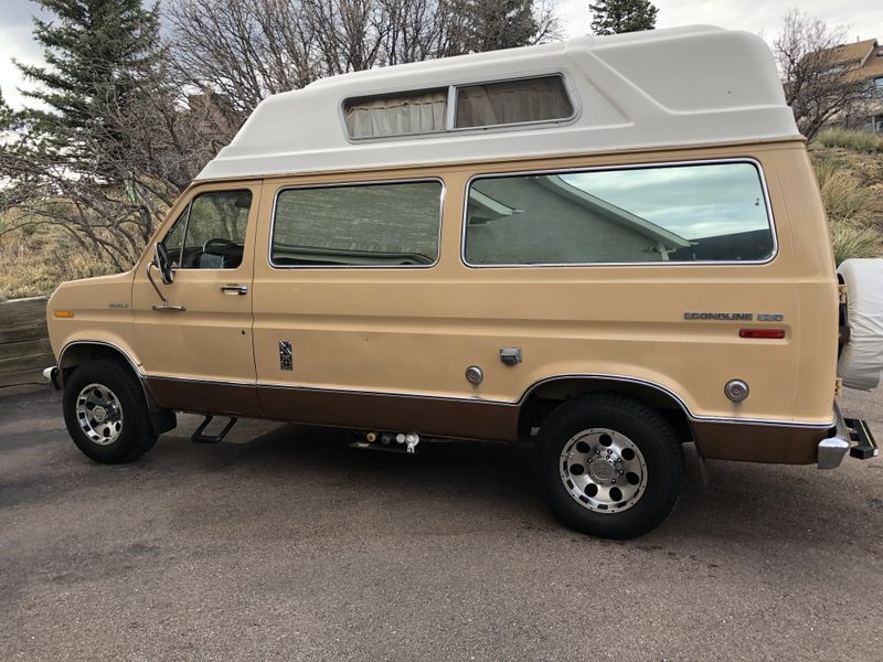 Picture 2/45 of a 1976 Ford Econoline 250 Chateau for sale in Colorado Springs, Colorado