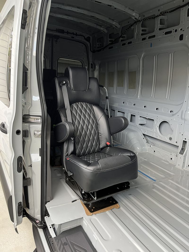 Picture 3/6 of a 2023 Ford Transit, 350 HD, AWD, High Roof Extended, Ava Grey for sale in New Orleans, Louisiana