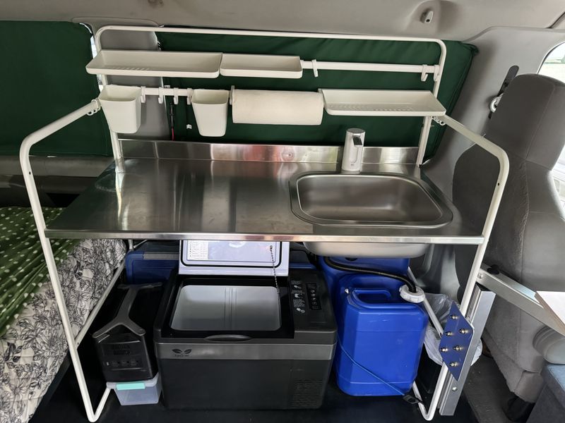 Picture 4/24 of a 2009 Ford E-350 XLT 5.4L V8 Flex-fuel Extended Van for sale in Boulder, Colorado