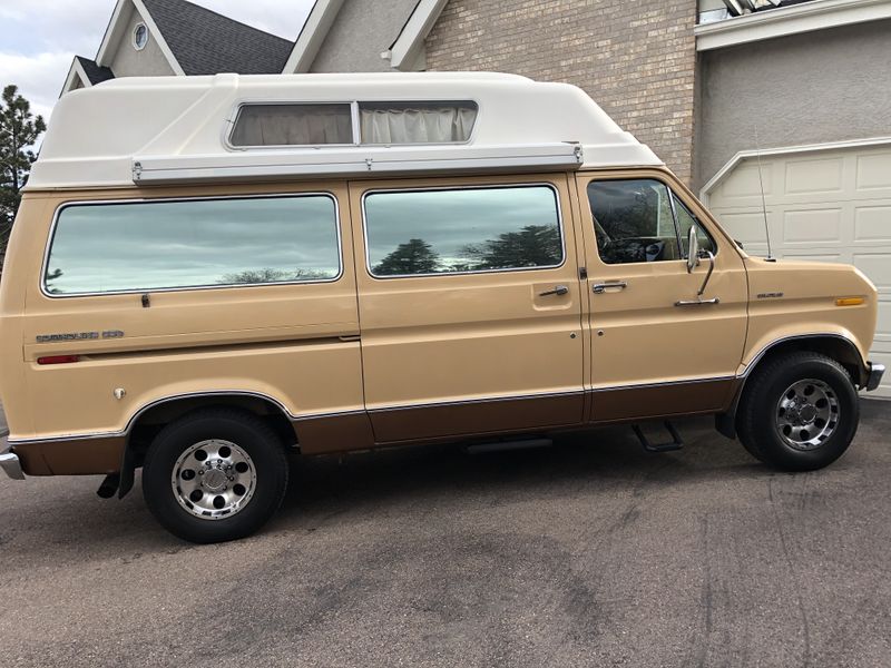 Picture 5/45 of a 1976 Ford Econoline 250 Chateau for sale in Colorado Springs, Colorado