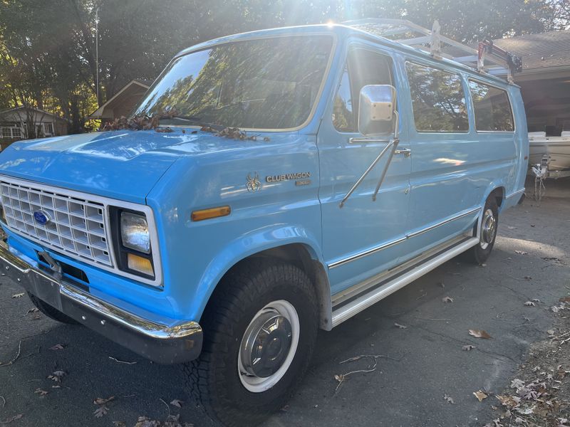 Picture 3/20 of a 1989 Ford Club Wagon XL for sale in Pittsboro, North Carolina