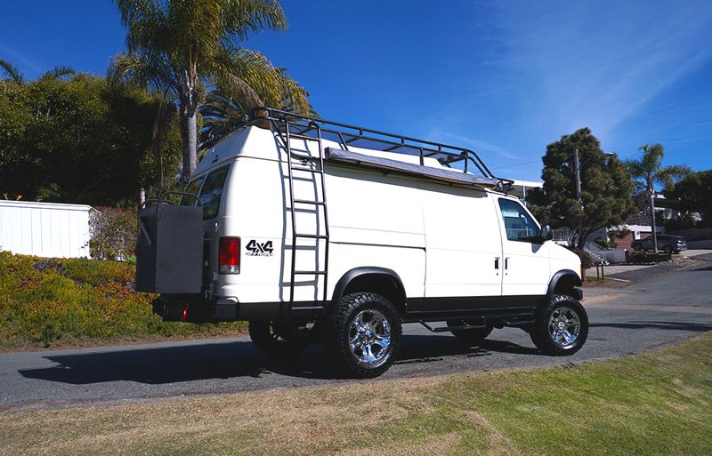 Picture 3/12 of a 2006 Ford E250 4x4 Van  for sale in Encinitas, California