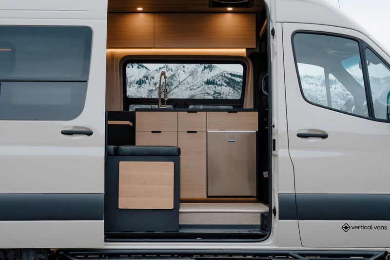 Picture 3/29 of a 2026 Mercedes Sprinter AWD // Arête by Vertical Vans for sale in Salt Lake City, Utah