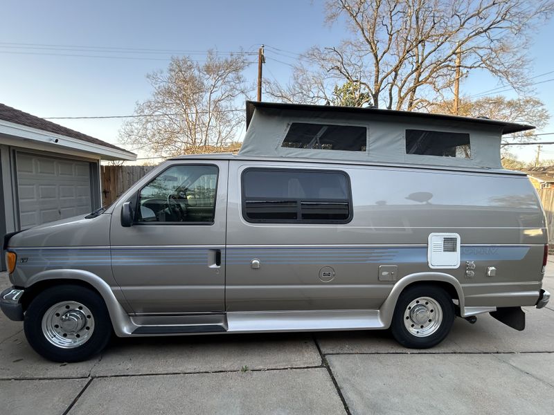 Picture 3/27 of a Grand Touring GTRV Ford E350 pop-up camper van for sale in Houston, Texas