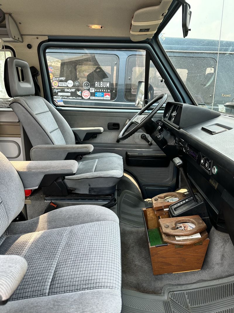 Picture 5/45 of a 1989 Vanagon Westfalia Camper Van for sale in Far Rockaway, New York