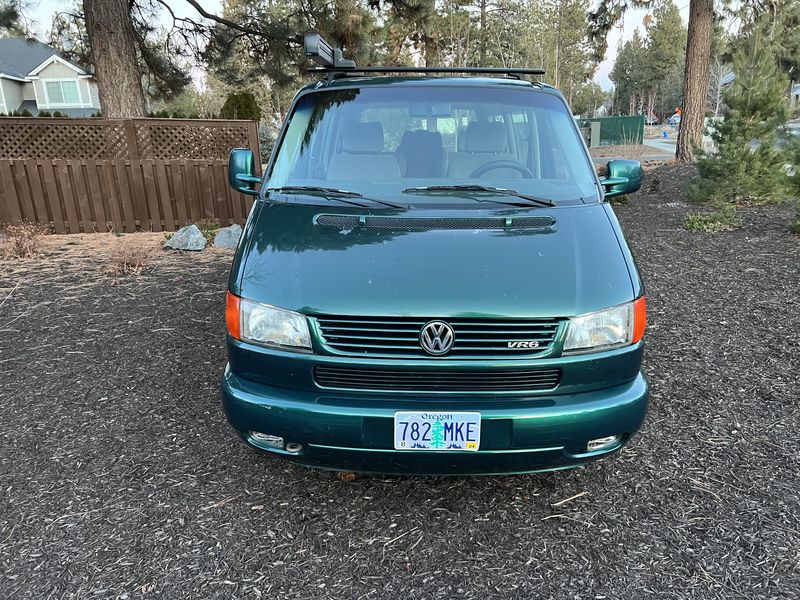 Picture 5/18 of a 1999 Volkswagen Eurovan MV for sale in Bend, Oregon