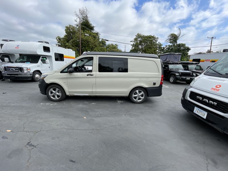 Picture 4/19 of a Mercedes-Benz 2022 Diverge metris cargo for sale in Compton, California