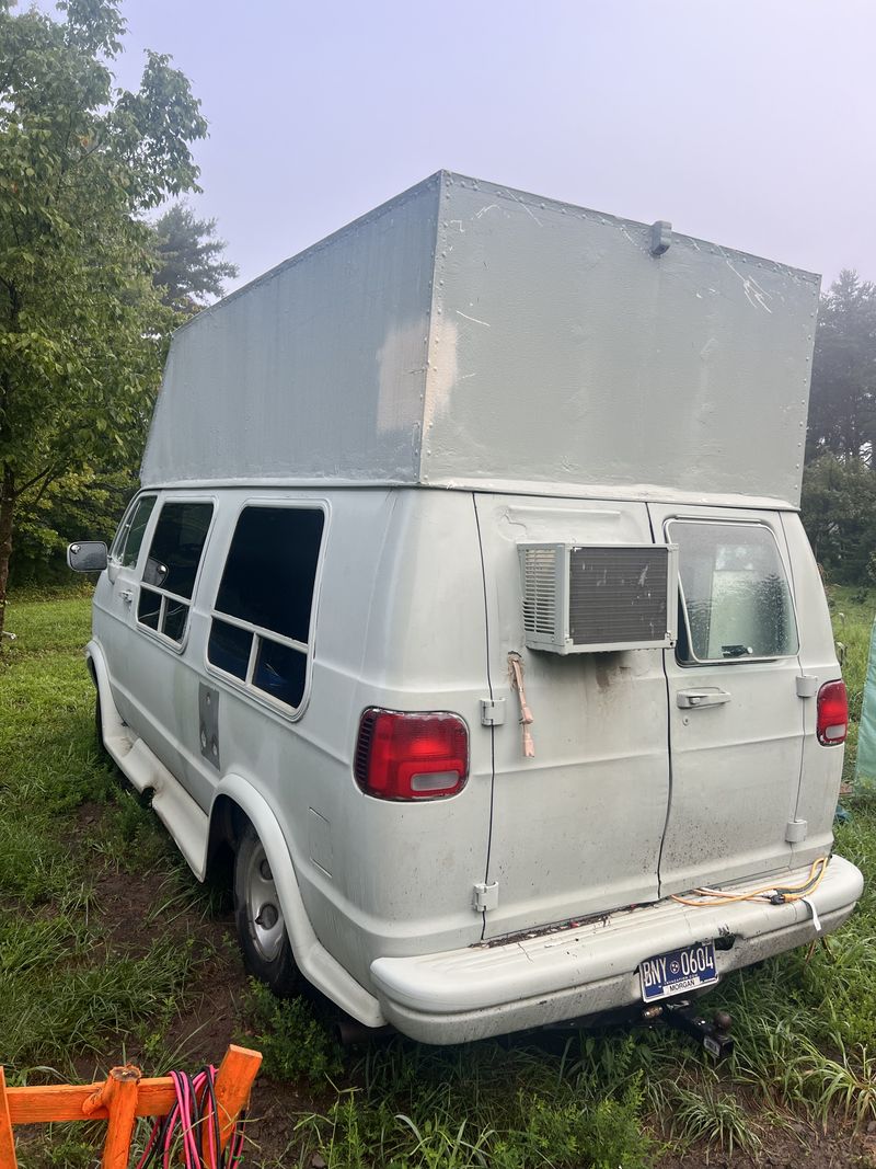 Picture 4/8 of a 95 Dodge B2500 Custom High-Top for sale in Sunbright, Tennessee