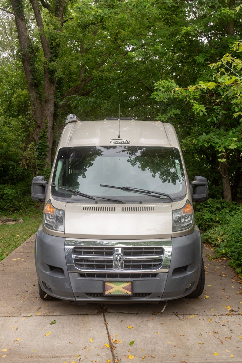 Picture 5/15 of a 2018 Carado Banff Class B Off-Grid OR Shore Power for sale in Zephyrhills, Florida