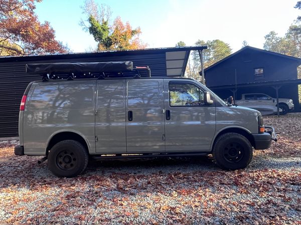 Gmc savana best sale camper van conversion