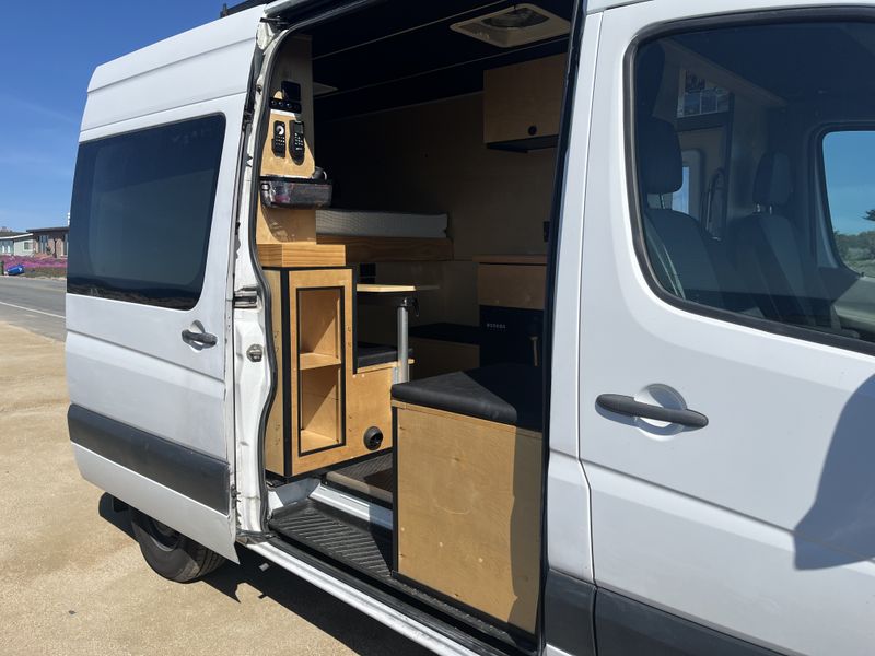 Picture 2/7 of a 2008 Dodge Sprinter for sale in Pacific Grove, California