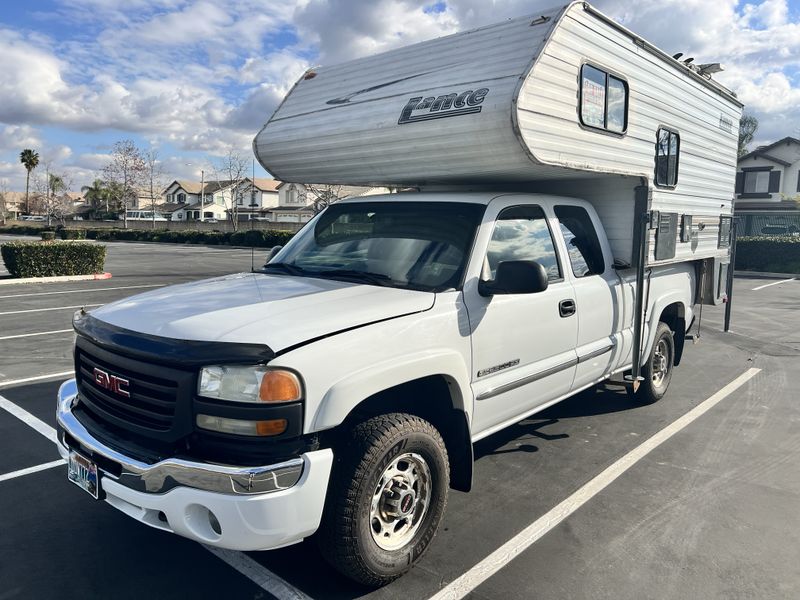 Picture 1/17 of a GMC Sierra 2500 HD SLE + LANCE 815 lite for sale in Los Angeles, California
