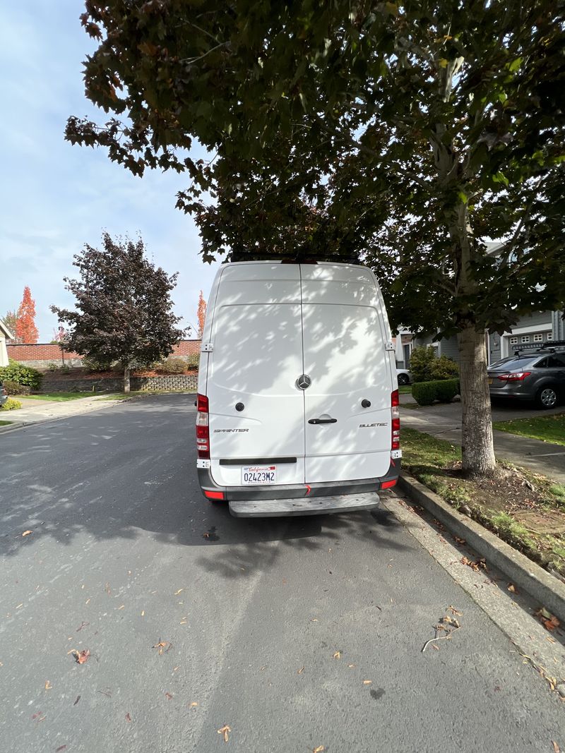 Picture 6/16 of a 2014 Mercedes-Benz Sprinter Campervan for sale in Hillsboro, Oregon