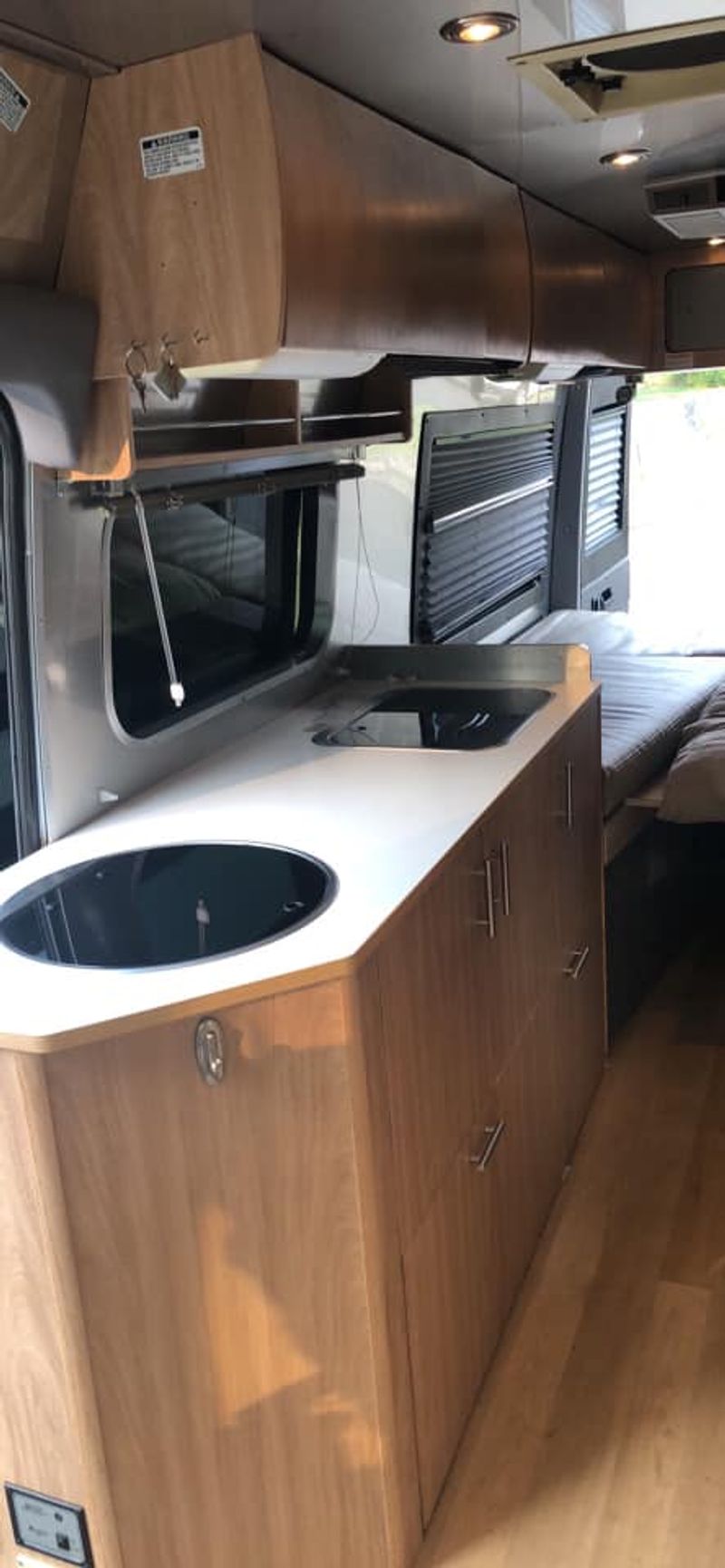 Picture 4/11 of a 2007 Airstream Interstate for sale in Steamboat Springs, Colorado