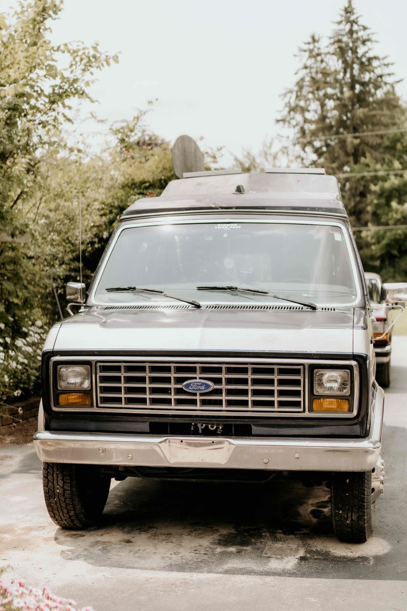 Picture 3/21 of a 1989 Ford Econoline E250 Van for sale in Rexburg, Idaho