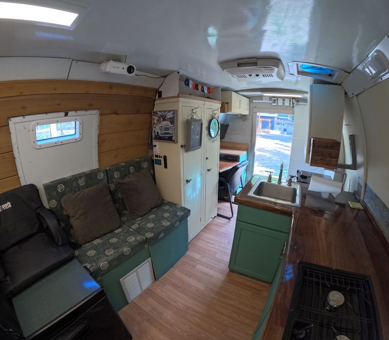 Picture 3/13 of a 2006 Ford E450 Conversion Van for sale in Denver, Colorado
