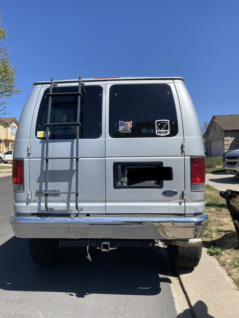 Picture 2/14 of a 2006 Ford econoline 4 x 4 e350 super duty passanger for sale in Colorado Springs, Colorado