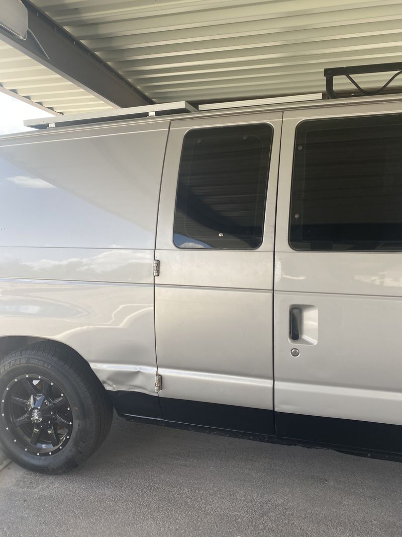 Picture 5/28 of a 2003 Ford E-150 Camper Van for sale in Carlsbad, New Mexico