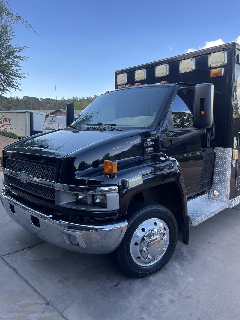 Picture 3/17 of a 2008 Chevrolet C4500 for sale in Payson, Arizona