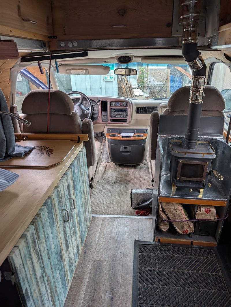 Picture 2/9 of a 2002 Chevrolet Express 1500 campervan for sale in Sonora, California