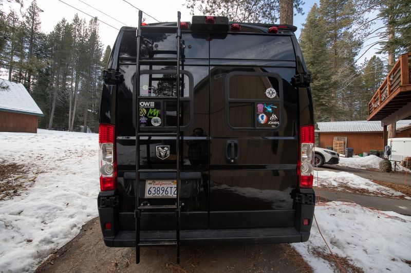 Picture 4/25 of a Off Grid Adventure Van for sale in Truckee, California