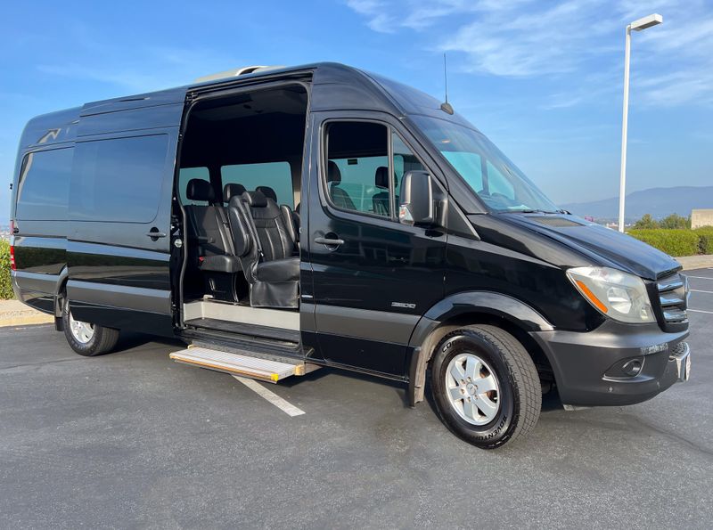 Picture 4/25 of a 2014 Mercedes Sprinter 2500 170wb Weekender Camper Van for sale in Temecula, California