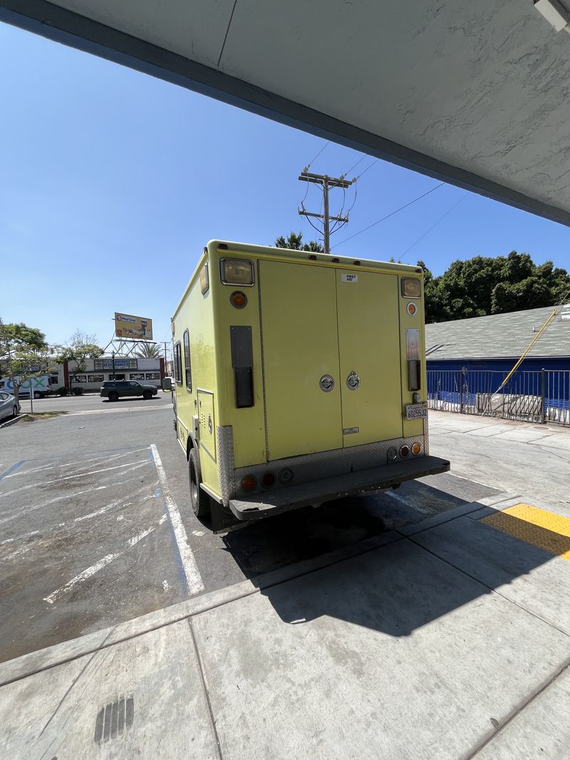 Picture 5/8 of a Rare 4x4 F550 7.3 Diesel Ambulance LOW MILES for sale in San Diego, California