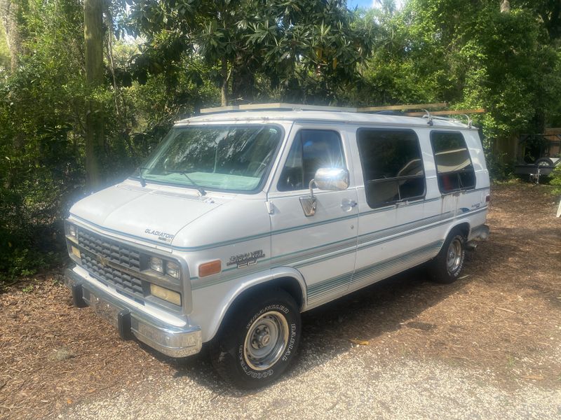 Picture 5/44 of a 1995 Chevrolet with solar for sale in Fernandina Beach, Florida