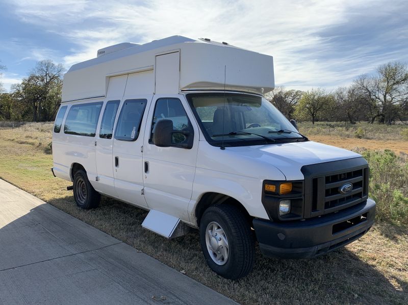 Picture 2/10 of a 2008 Ford E350 Camper Van for sale in Frisco, Texas