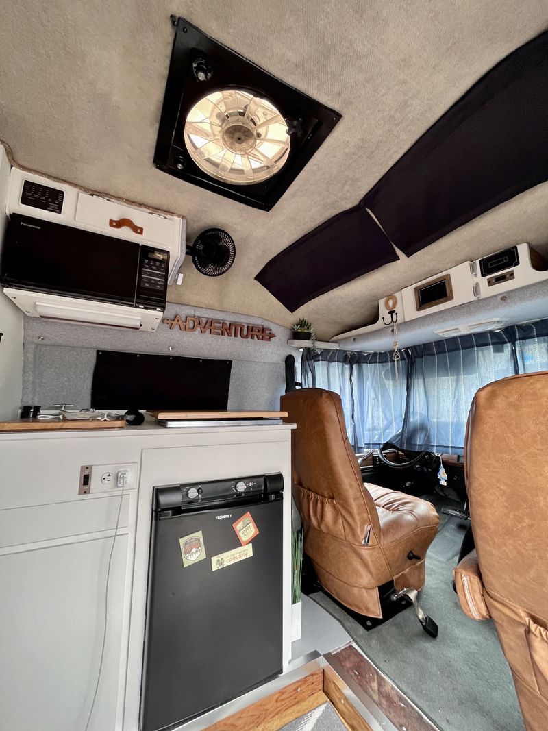 Picture 5/37 of a 1990 Dodge B350 Xplorer Motorhome  for sale in Carlsbad, California
