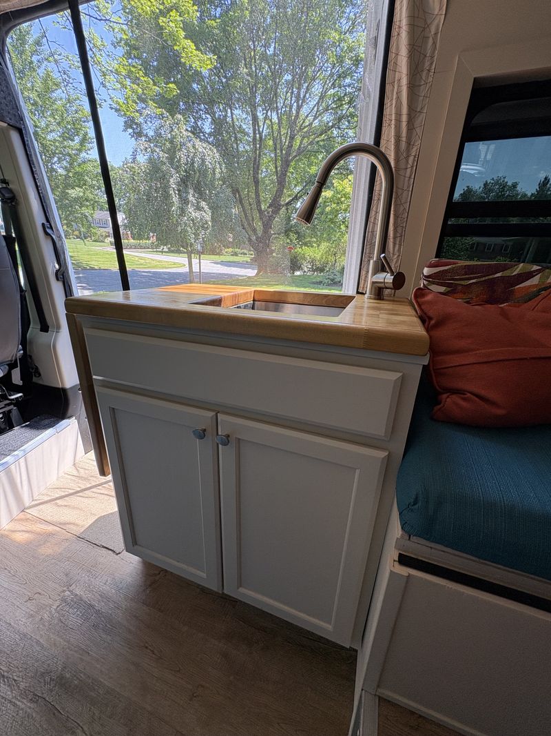 Picture 5/27 of a 2021 Promaster 136" High Top for sale in Allentown, Pennsylvania