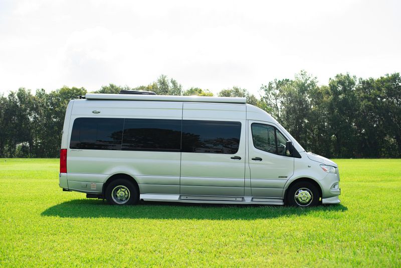 Picture 2/14 of a 2022 American Coach Patriot (Mercedes-Benz Sprinter) for sale in Tampa, Florida