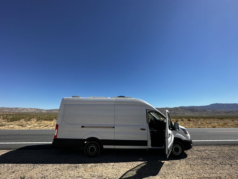 Picture 4/5 of a Cozy Stealth Van, High Ceilings, Low Miles for sale in Santa Monica, California