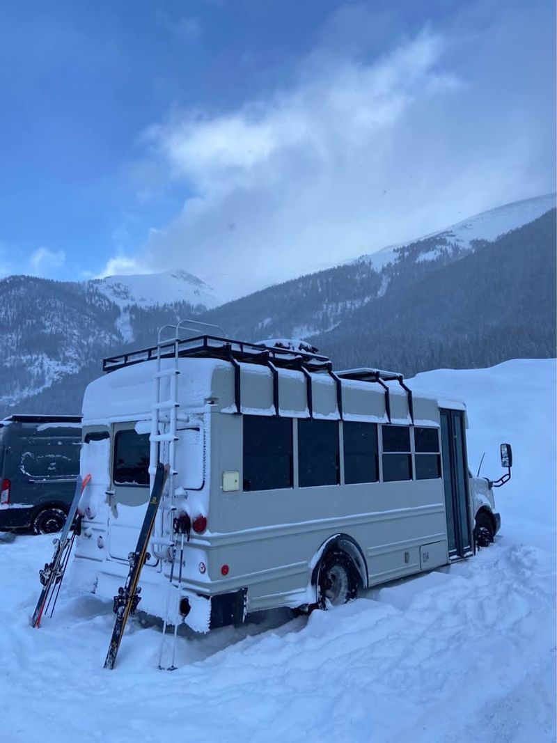 Picture 2/23 of a 2009 Chevy Express 3500 Skoolie for sale in Santa Fe, New Mexico