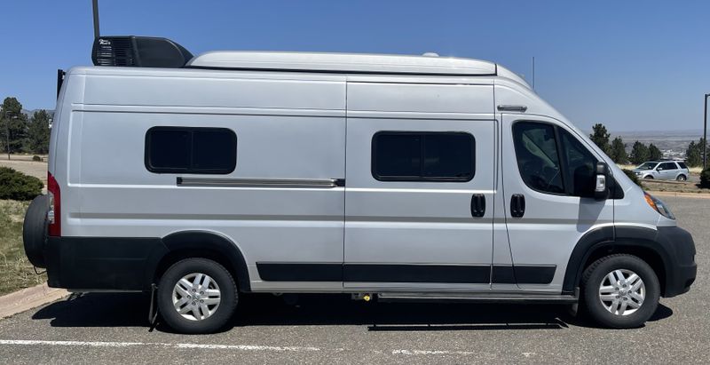 Picture 2/19 of a 2022 Winnebago Solis 59PX Pop-top for sale in Boulder, Colorado