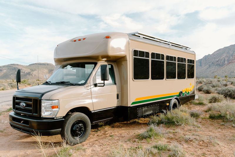 Picture 5/28 of a Fully Custom Shuttle Bus + Off the Grid! LOW MILES for sale in Las Vegas, Nevada