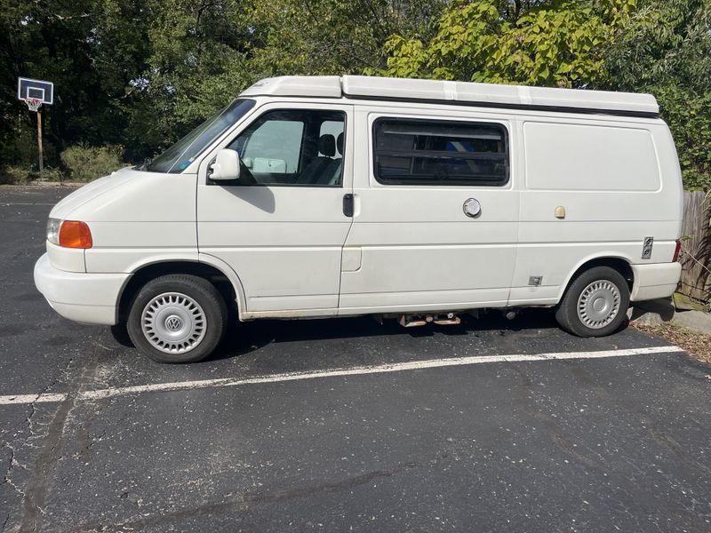 Picture 1/17 of a 1997 Volkswagen Eurovan full camper for sale in Lawrence, Kansas