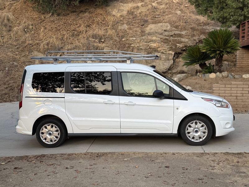 Picture 2/11 of a 2017 Ford Transit Connect XLT for sale in Three Rivers, California