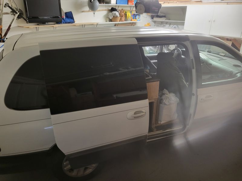 Picture 5/14 of a 1996 Dodge Grand Caravan for sale in Marina Del Rey, California