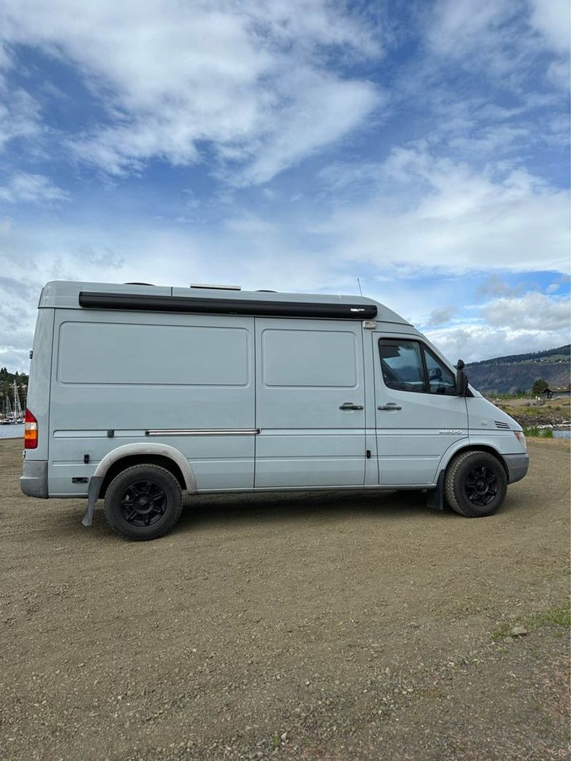 Picture 3/20 of a 2006 Dodge sprinter 2500 144” for sale in Hood River, Oregon