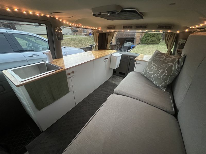 Picture 1/44 of a 2004 Chevy Astro Van Camper (AWD) for sale in Pittsburgh, Pennsylvania