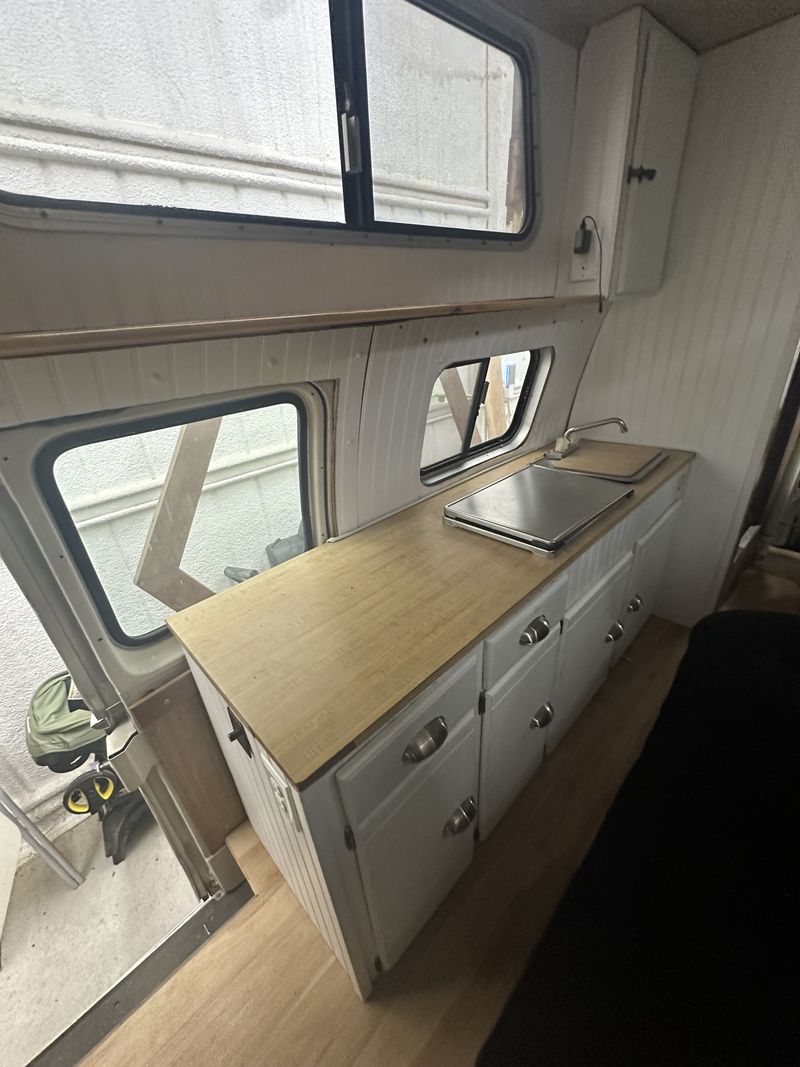 Picture 4/14 of a Ford econoline 350 merry miler 1986 conversion for sale in Ada, Oklahoma