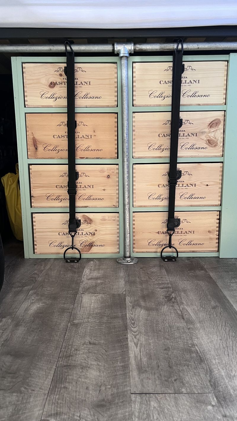 Picture 4/6 of a 2009 Chevy Express 3500 Duramax Diesel for sale in Minneapolis, Minnesota