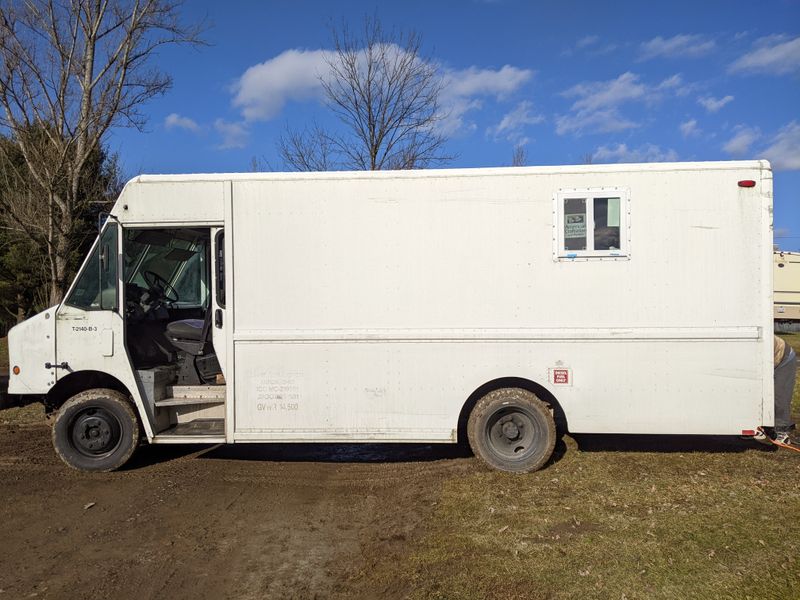 Picture 1/12 of a 1999 Freightliner MT45 Utilimaster body Step Van for sale in Ithaca, New York