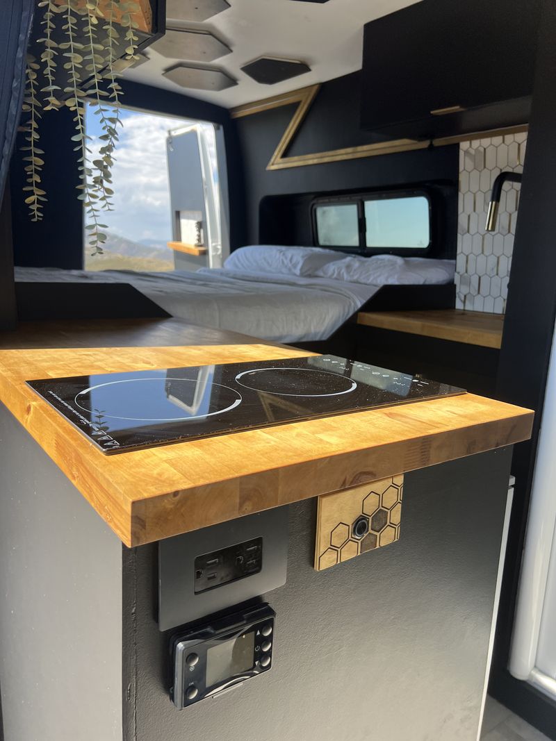 Picture 5/31 of a 2018 Mercedes sprinter for sale in San Diego, California