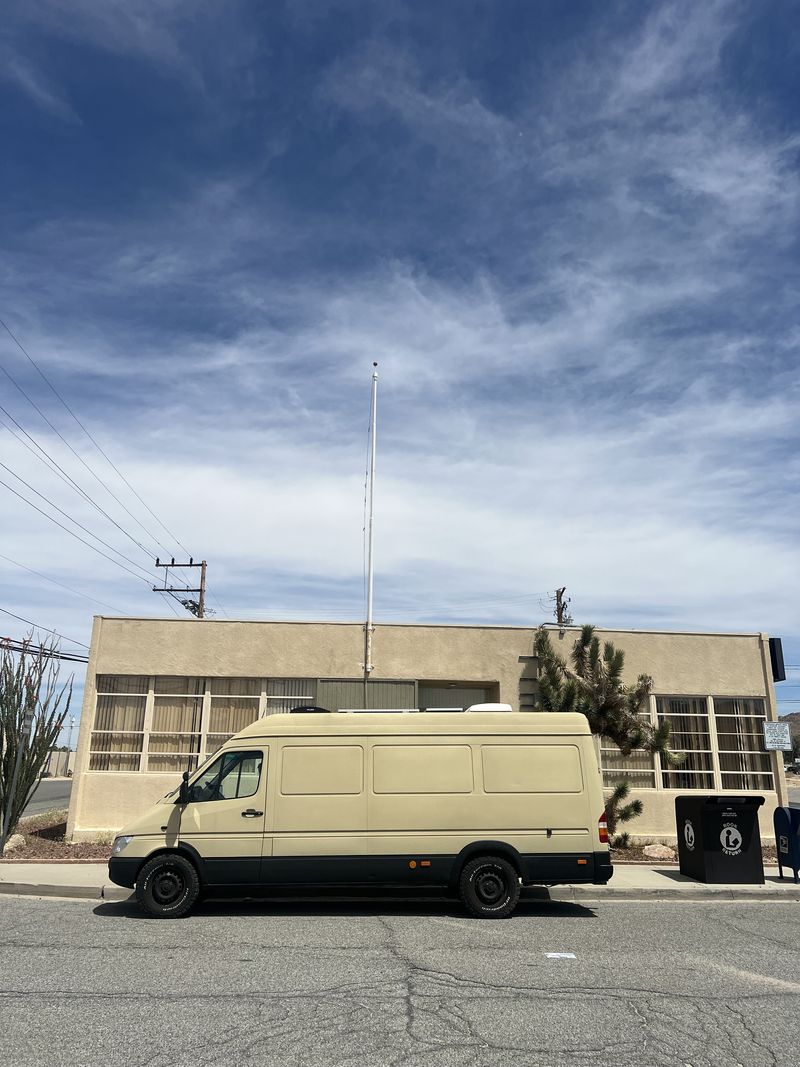 Picture 2/11 of a 2006 Dodge Sprinter T1N, Highroof, 158 Wheelbase Camper for sale in Los Angeles, California