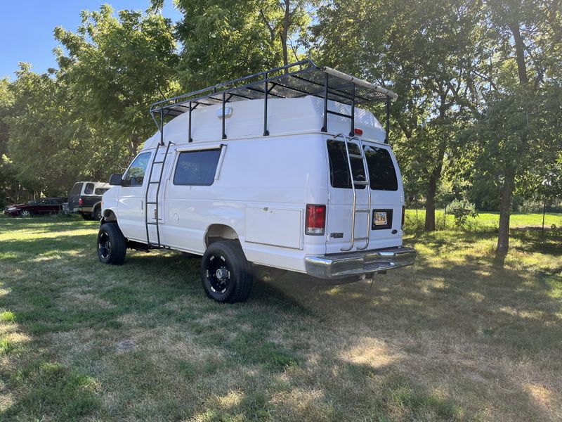 Picture 2/37 of a 1999 e350 Super Duty 4x4 for sale in Sioux Falls, South Dakota