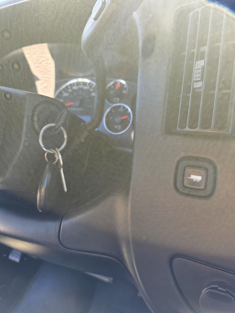 Picture 4/12 of a Chevrolet Express for sale in Cedar City, Utah
