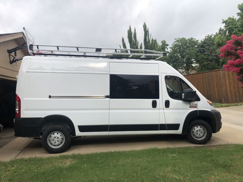 Picture 4/11 of a Ram Promaster 2500 high roof ‘159 camper van for sale in Dallas, Texas